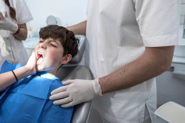 Best Broken or Chipped Tooth Repair in Daniels Farm, CT